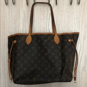 MM Louis Vuitton handbag 100% authentic